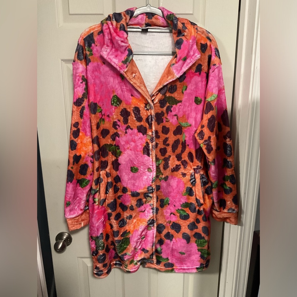 NWOT Autumn Fall Bright Pink Coat Rainbow Abstract Hood Long Sleeves Midi Length - Picture 4 of 11